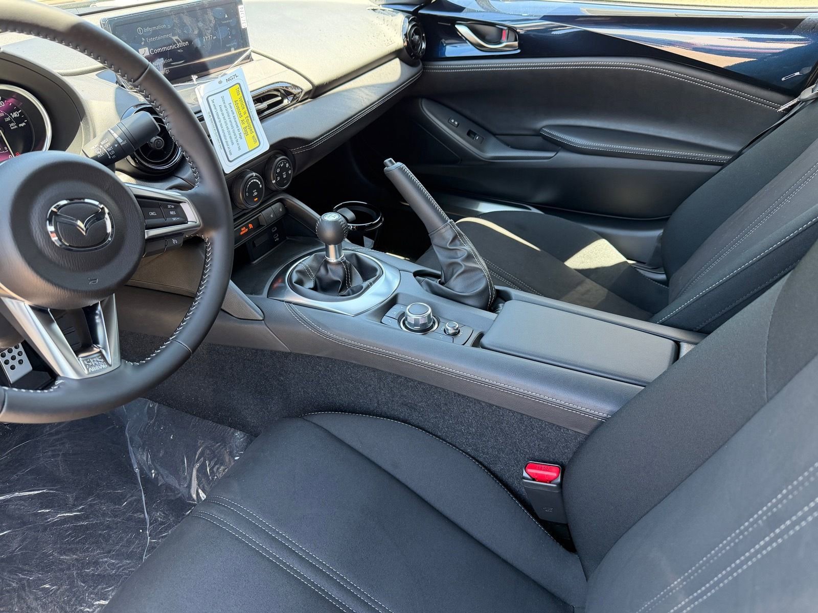 New 2026 MAZDA MX-5 Miata Club w/ Interior Package RWD image 13