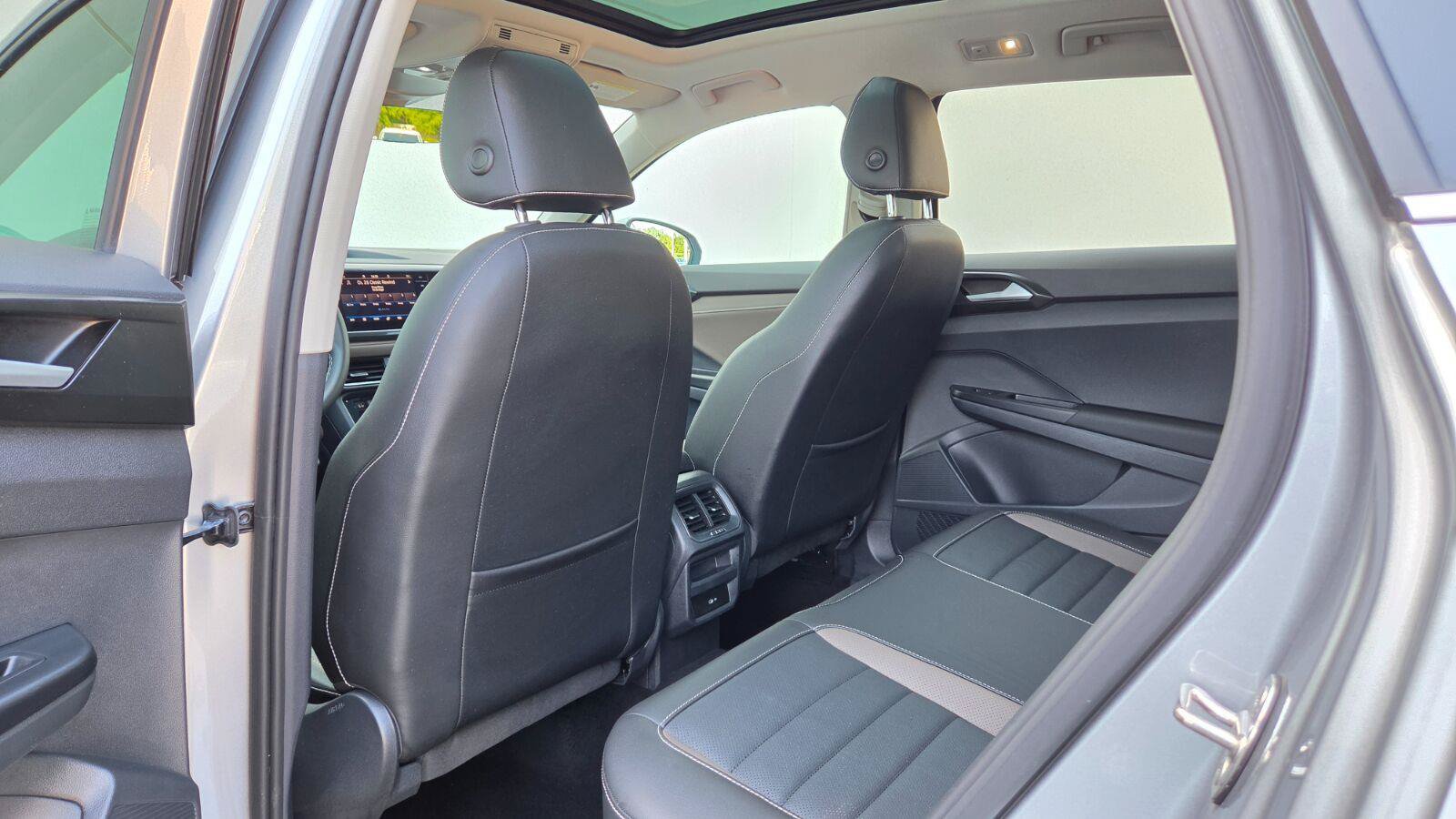 Certified 2023 Volkswagen Taos SEL AWD/4WD image 46