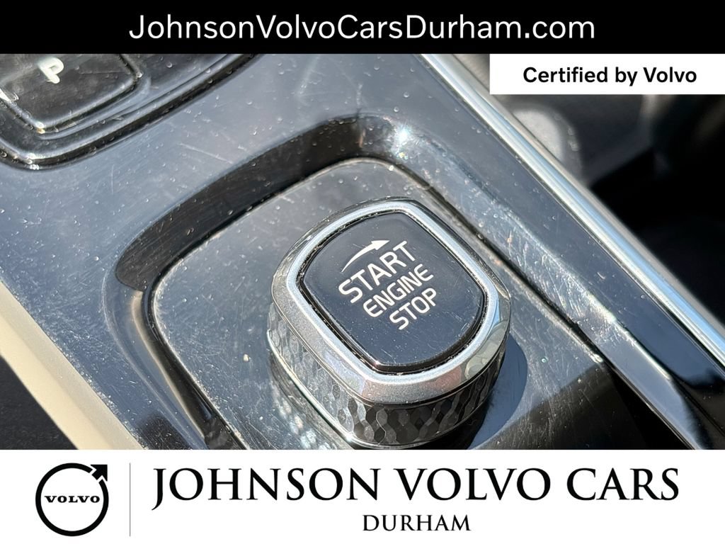 Certified 2024 Volvo XC60 B5 Ultimate w/ Protection Package Premier AWD/4WD image 22