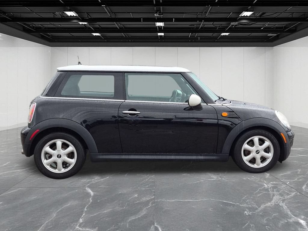 Used 2009 MINI Cooper Hardtop FWD image 6