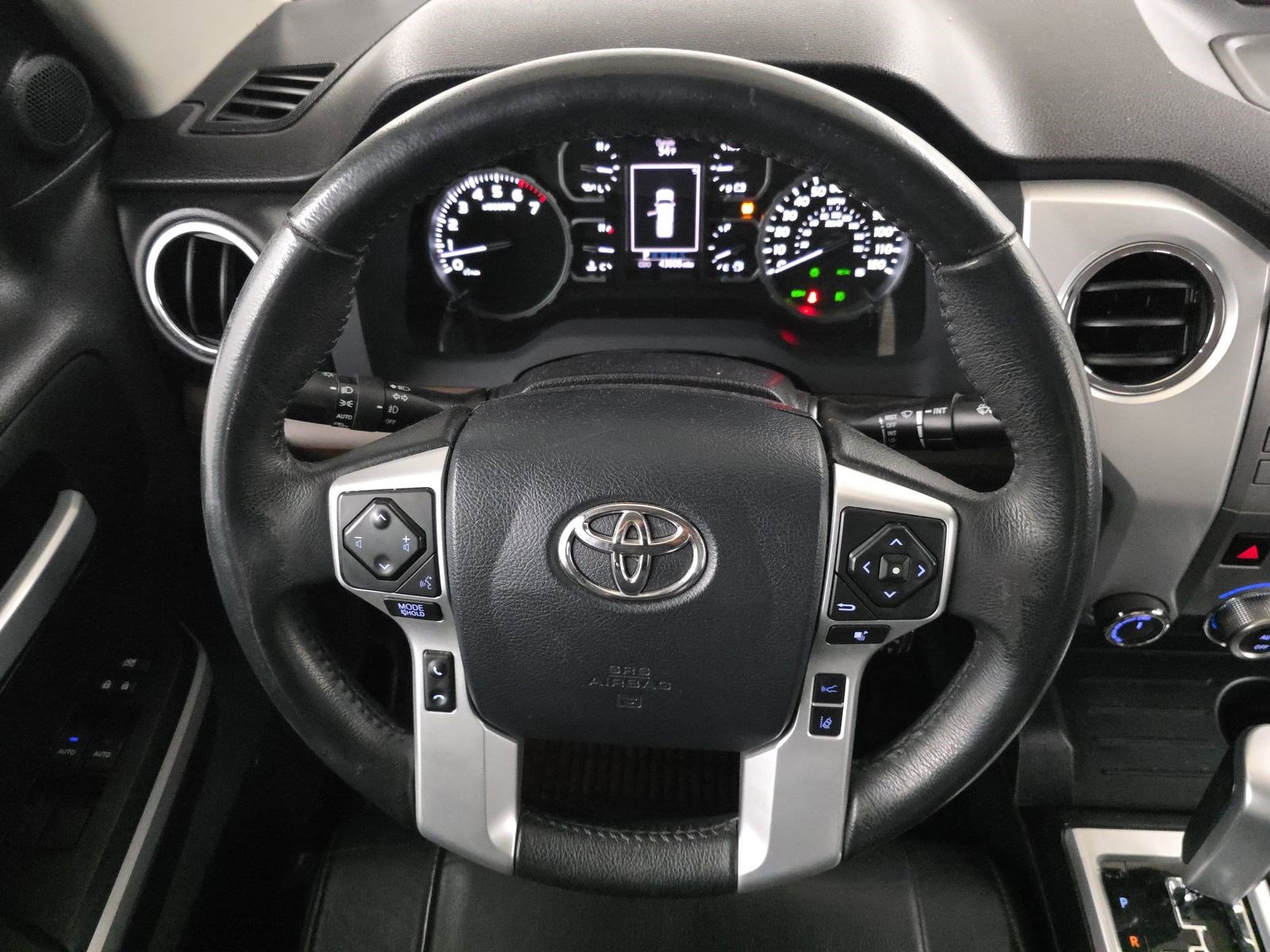 Used 2020 Toyota Tundra Limited w/ Limited Premium Package image 10