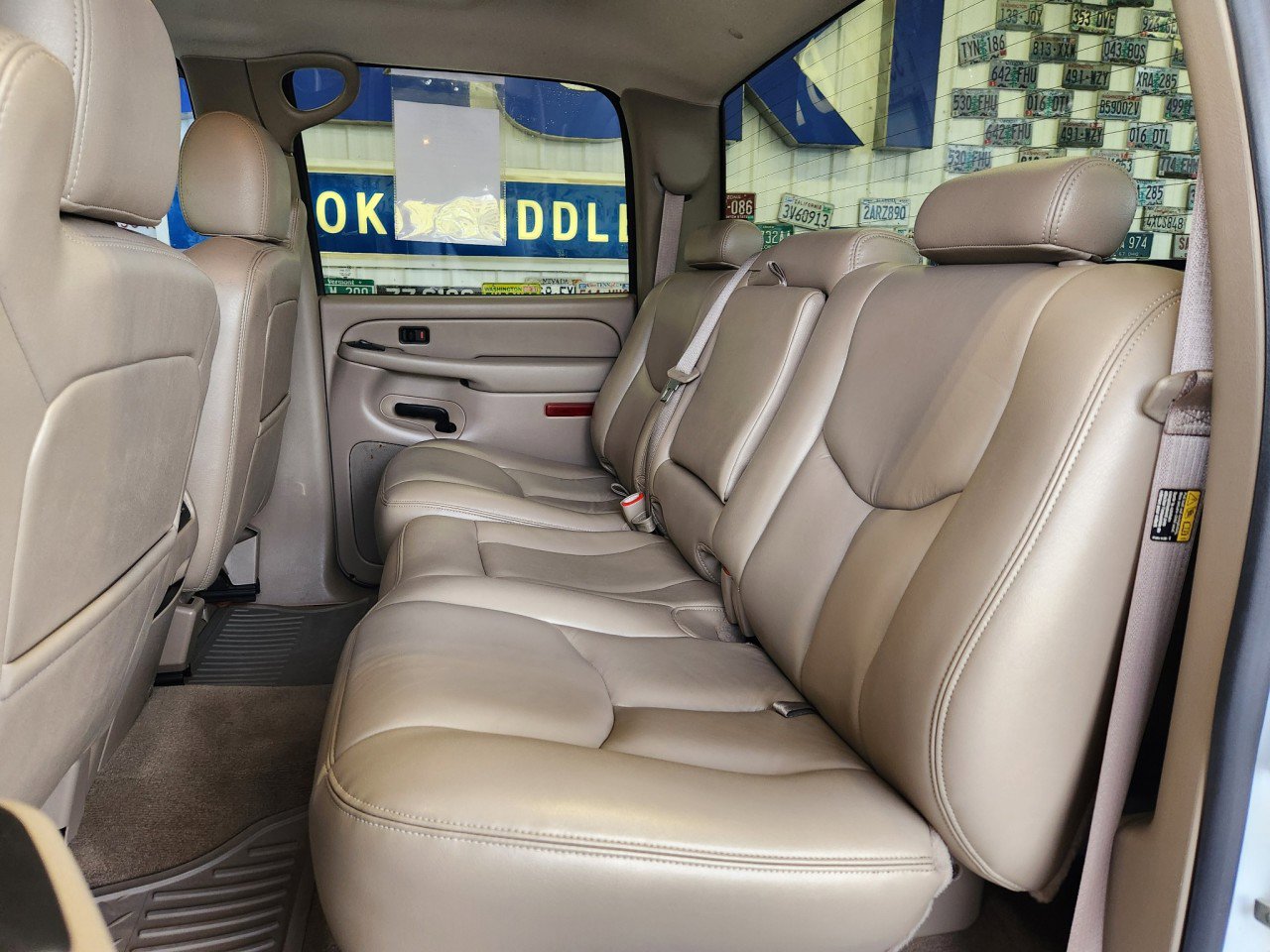 Used 2005 GMC Sierra 1500 SLT w/ Light Duty Power Package image 6