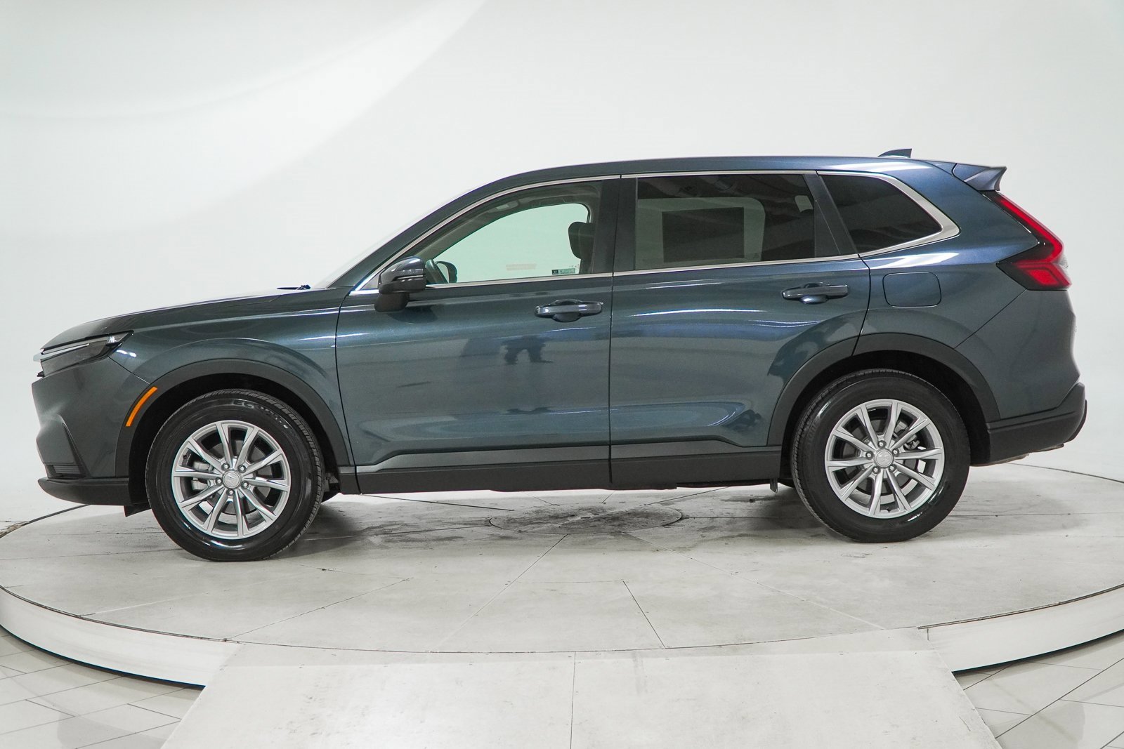 Used 2023 Honda CR-V EX image 5