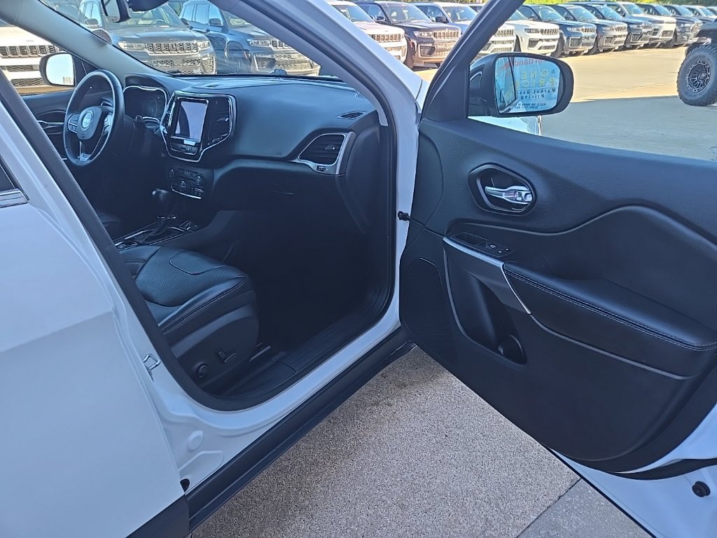 Used 2022 Jeep Cherokee Limited AWD/4WD image 26