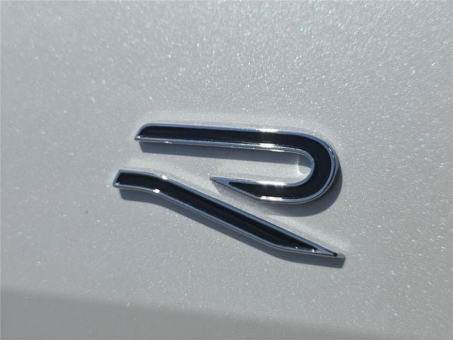 New 2026 Volkswagen Tiguan SEL R-Line AWD/4WD image 9