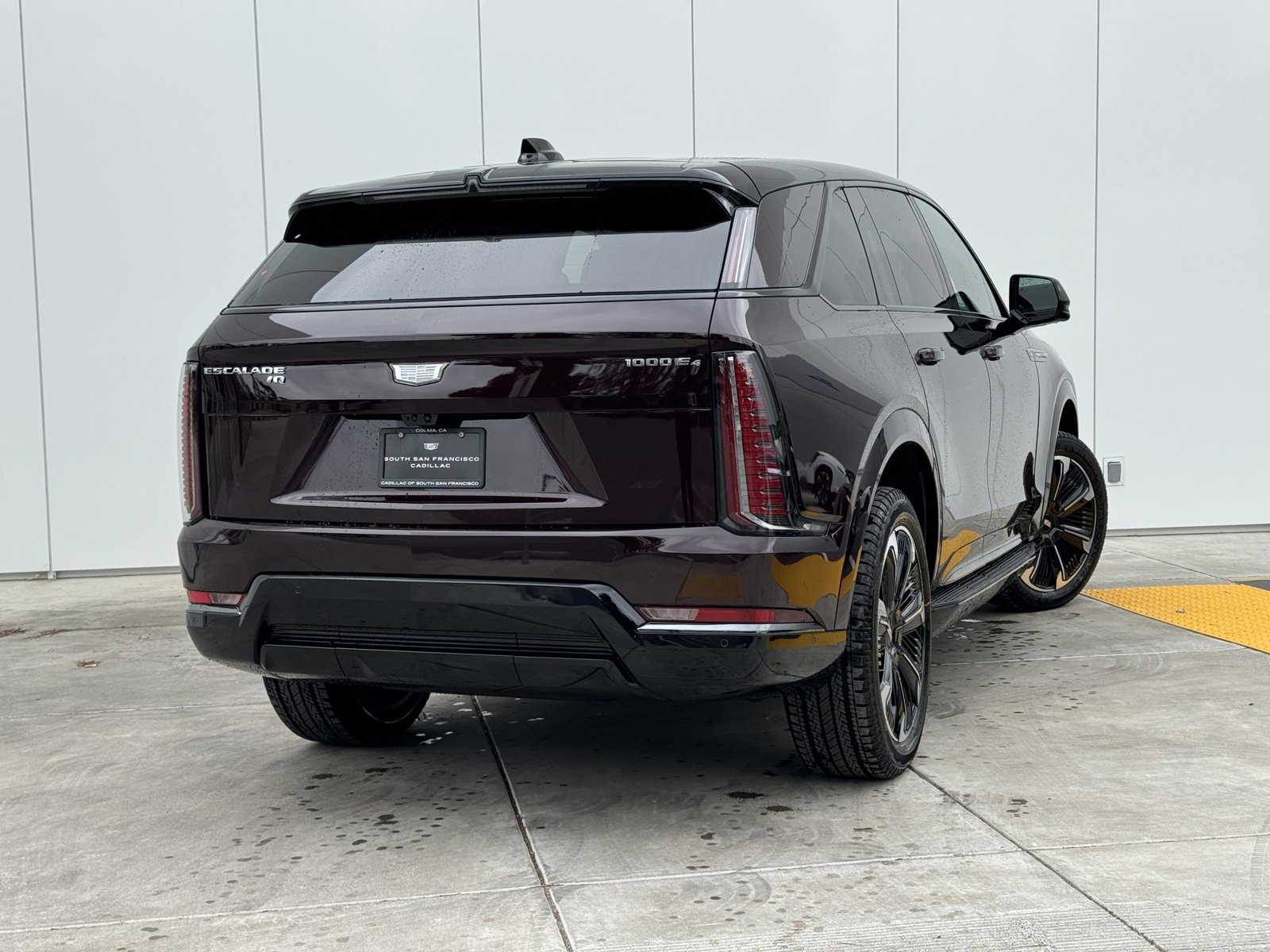New 2025 Cadillac Escalade IQ Sport 2 w/ LPO, ONYX Package image 6
