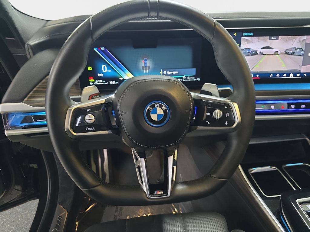 Certified 2024 BMW 750e xDrive w/ Premium Package AWD/4WD image 19