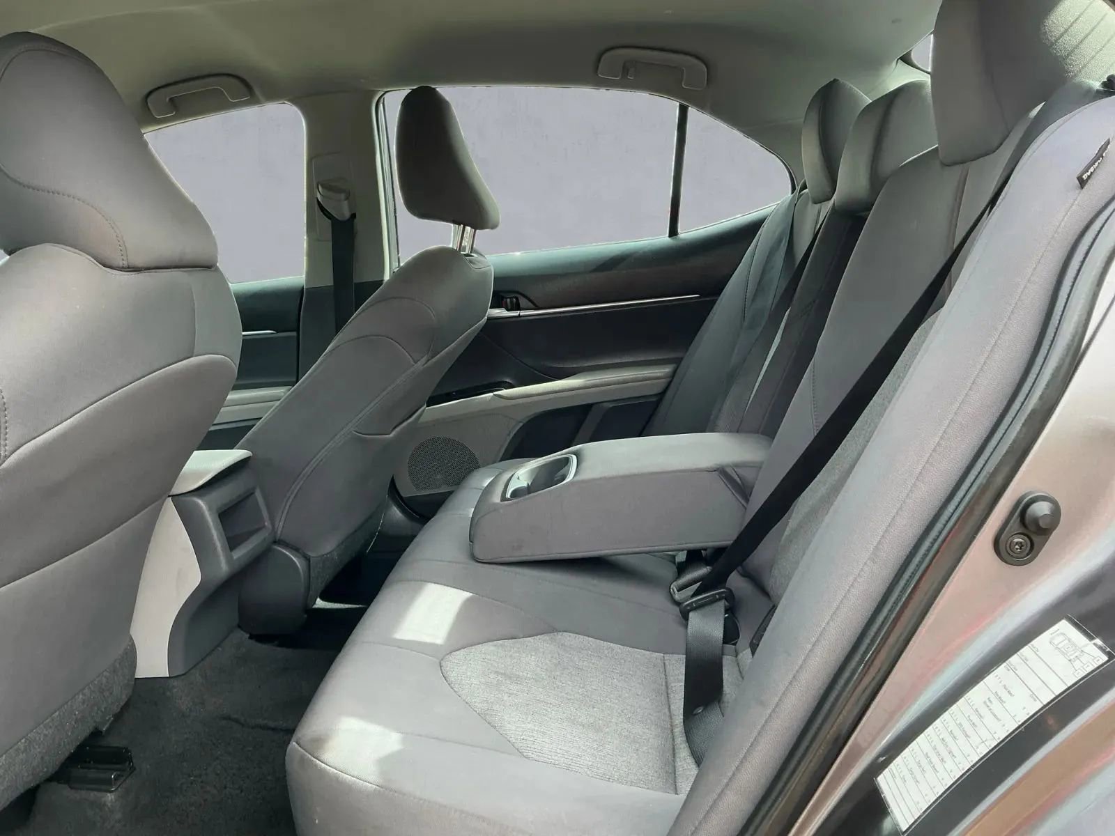 Used 2020 Toyota Camry LE w/ Carpet Mat Package image 14