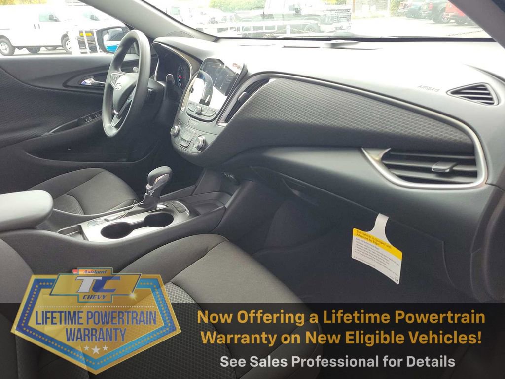 New 2025 Chevrolet Malibu LS image 27