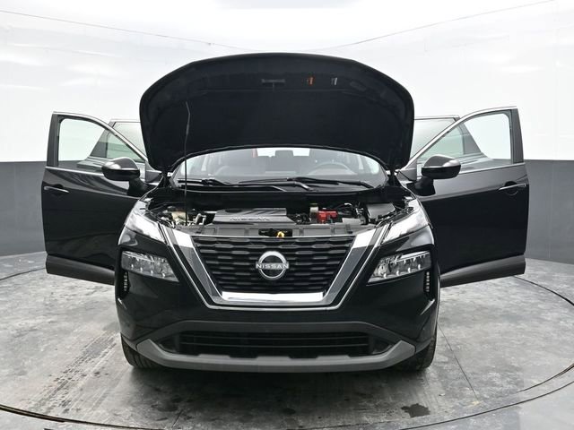 Used 2023 Nissan Rogue SV image 36
