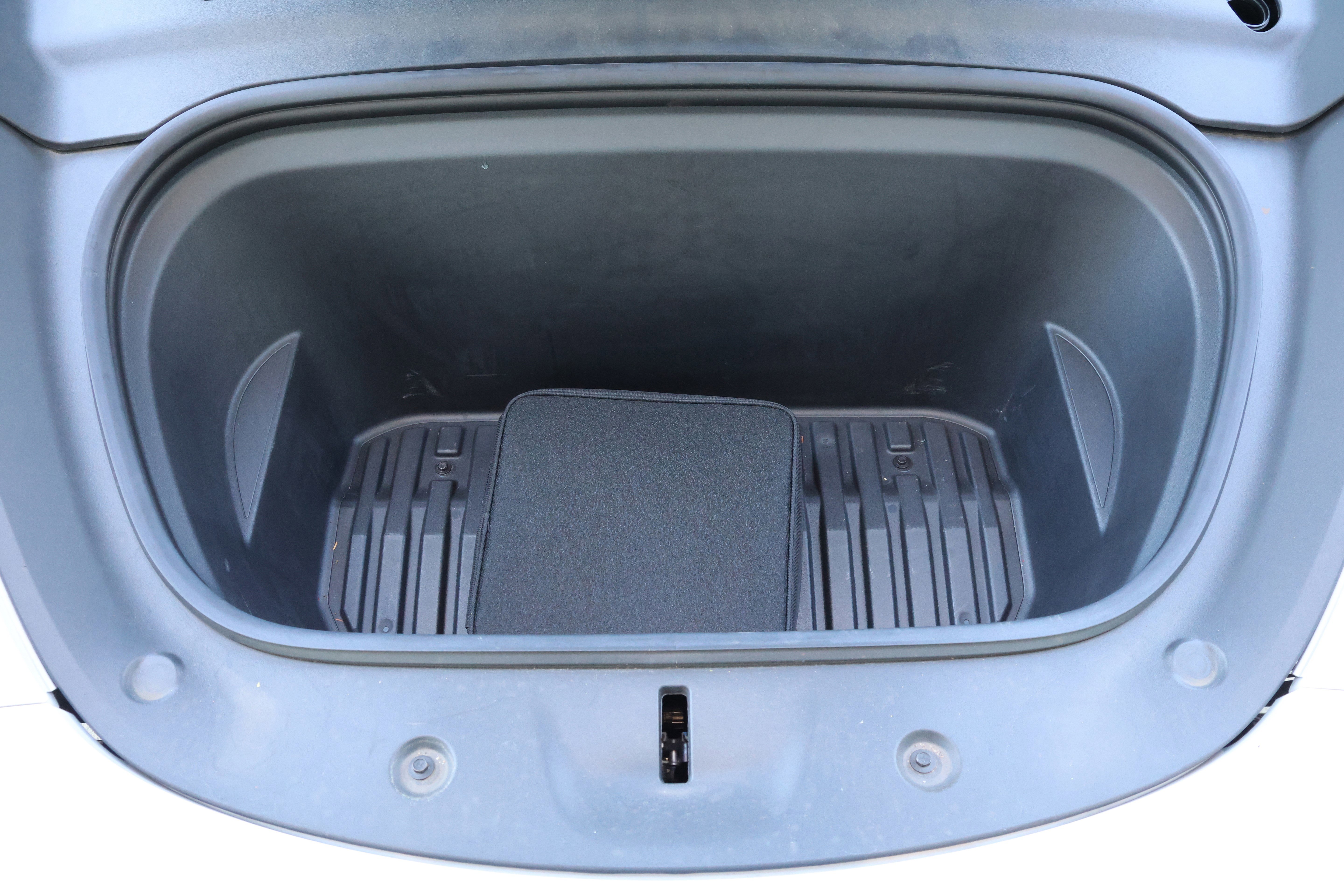 Used 2021 Tesla Model Y Long Range image 33