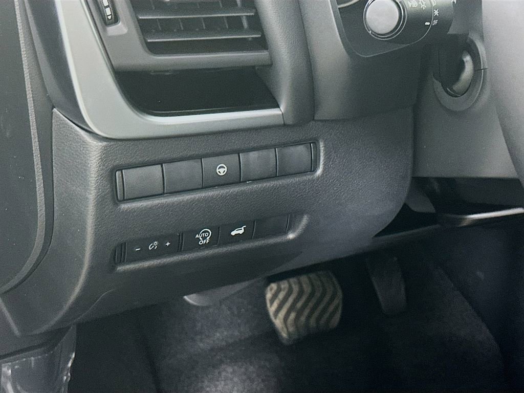 New 2026 Nissan Rogue SV image 15