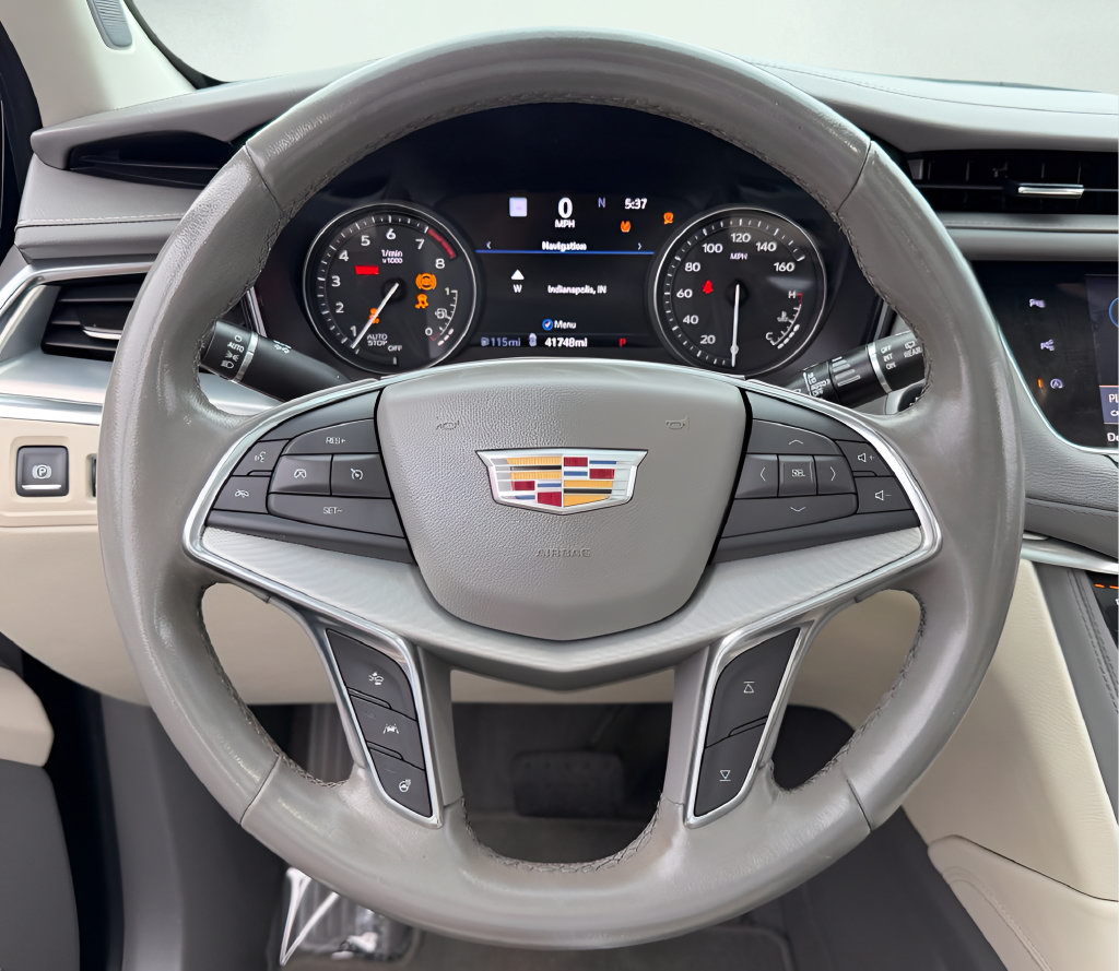 Used 2021 Cadillac XT5 Premium Luxury FWD image 38