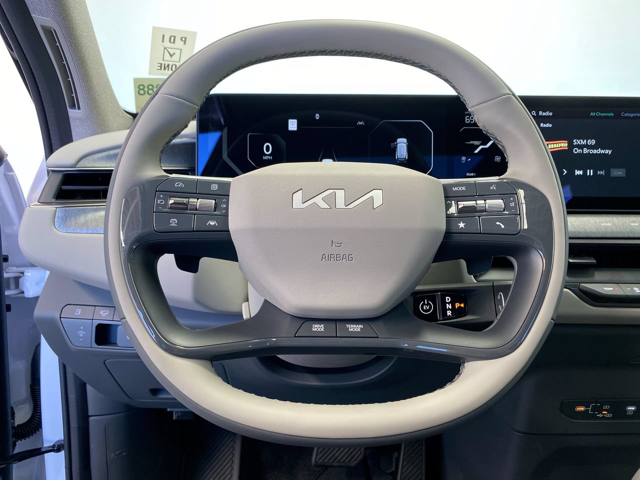 New 2026 Kia EV9 Wind AWD/4WD image 22