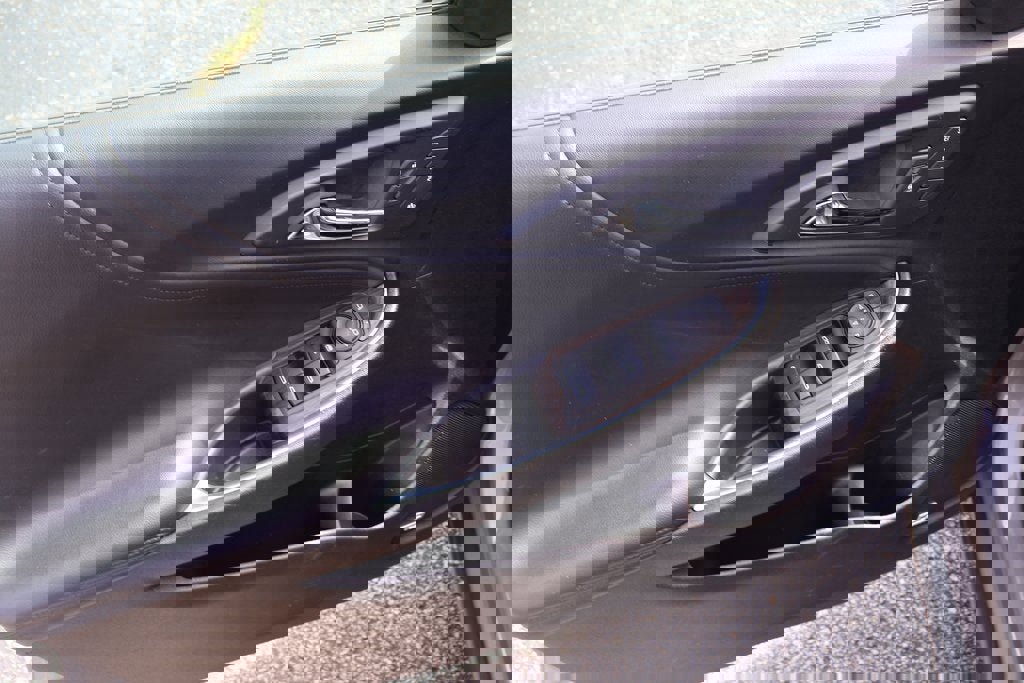 Used 2024 Chevrolet Malibu LT image 19