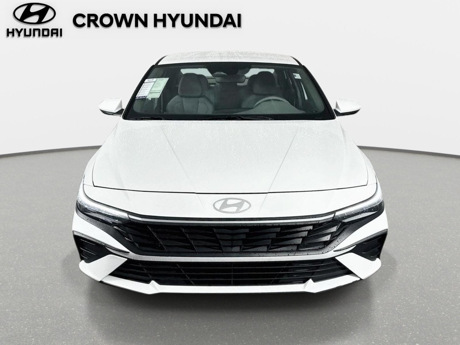 Used 2024 Hyundai Elantra SE FWD image 2