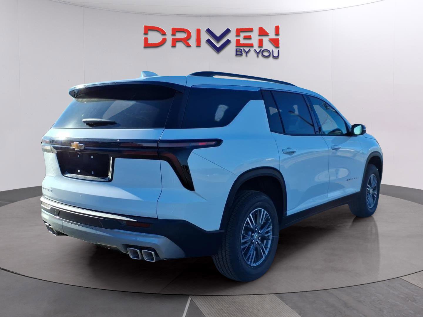 New 2026 Chevrolet Traverse LT image 5