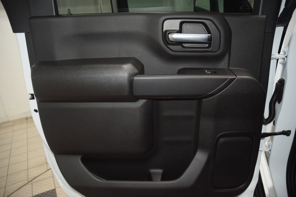 New 2026 Chevrolet Silverado 2500 Custom w/ Custom Value Package AWD/4WD image 47