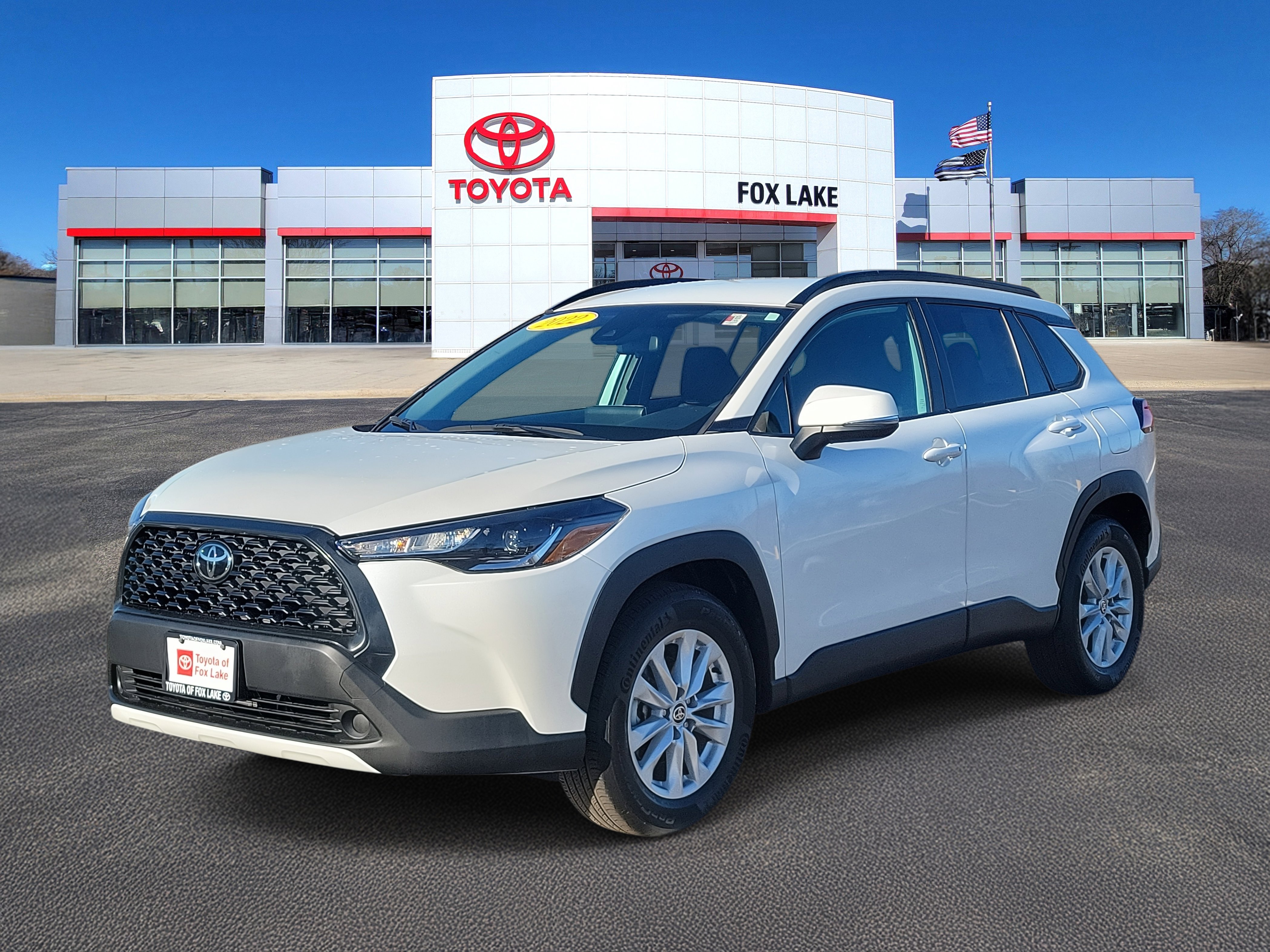 Used 2022 Toyota Corolla Cross LE video 2