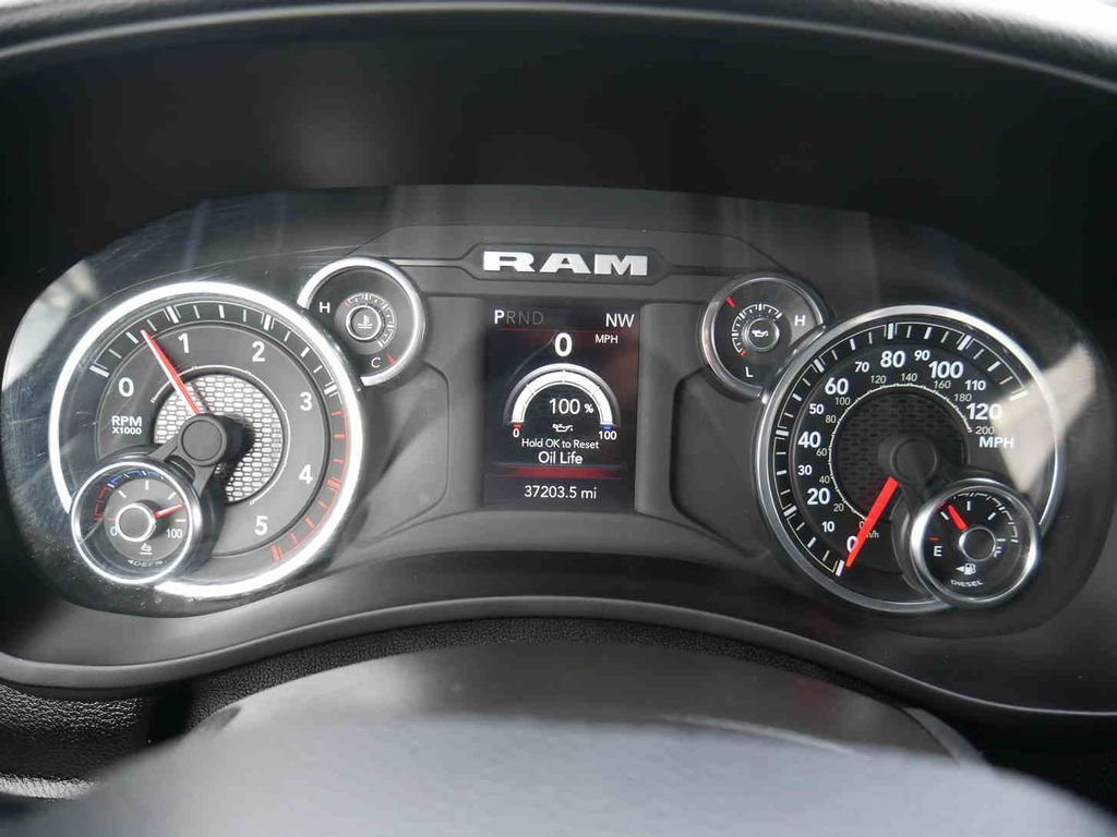 Certified 2024 RAM 3500 Big Horn image 42