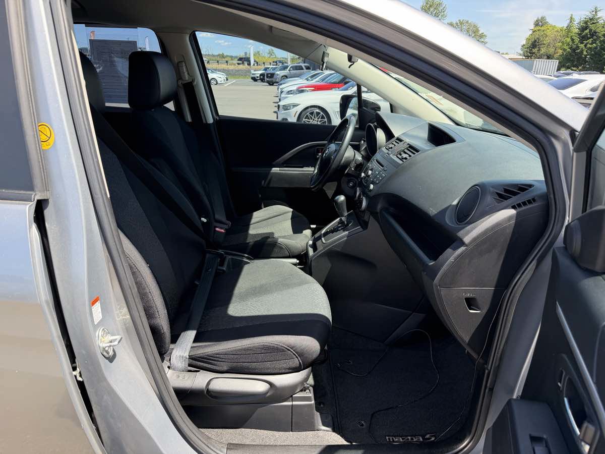 Used 2012 MAZDA MAZDA5 Touring FWD image 13