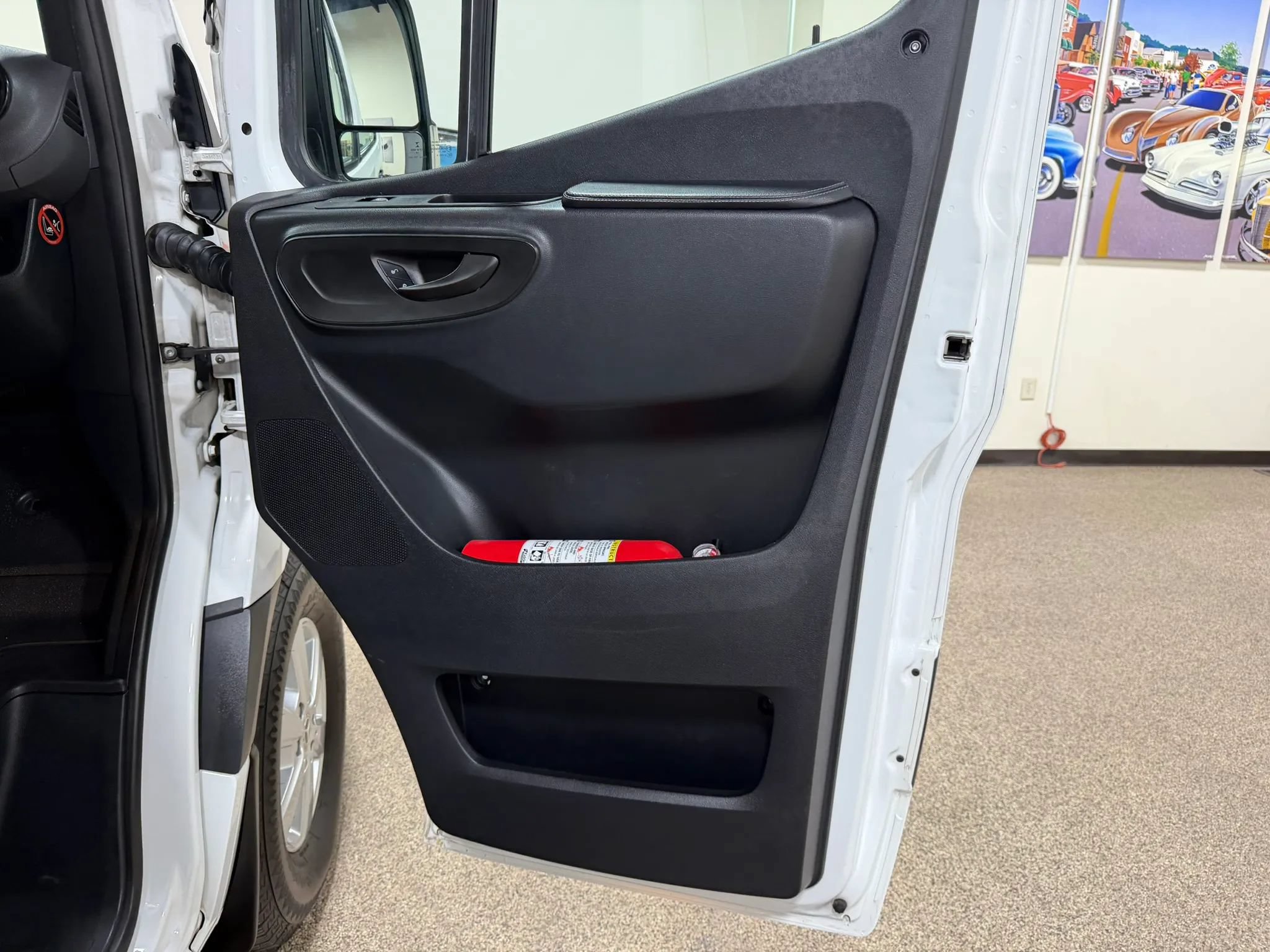 Used 2019 Mercedes-Benz Sprinter 2500 image 16