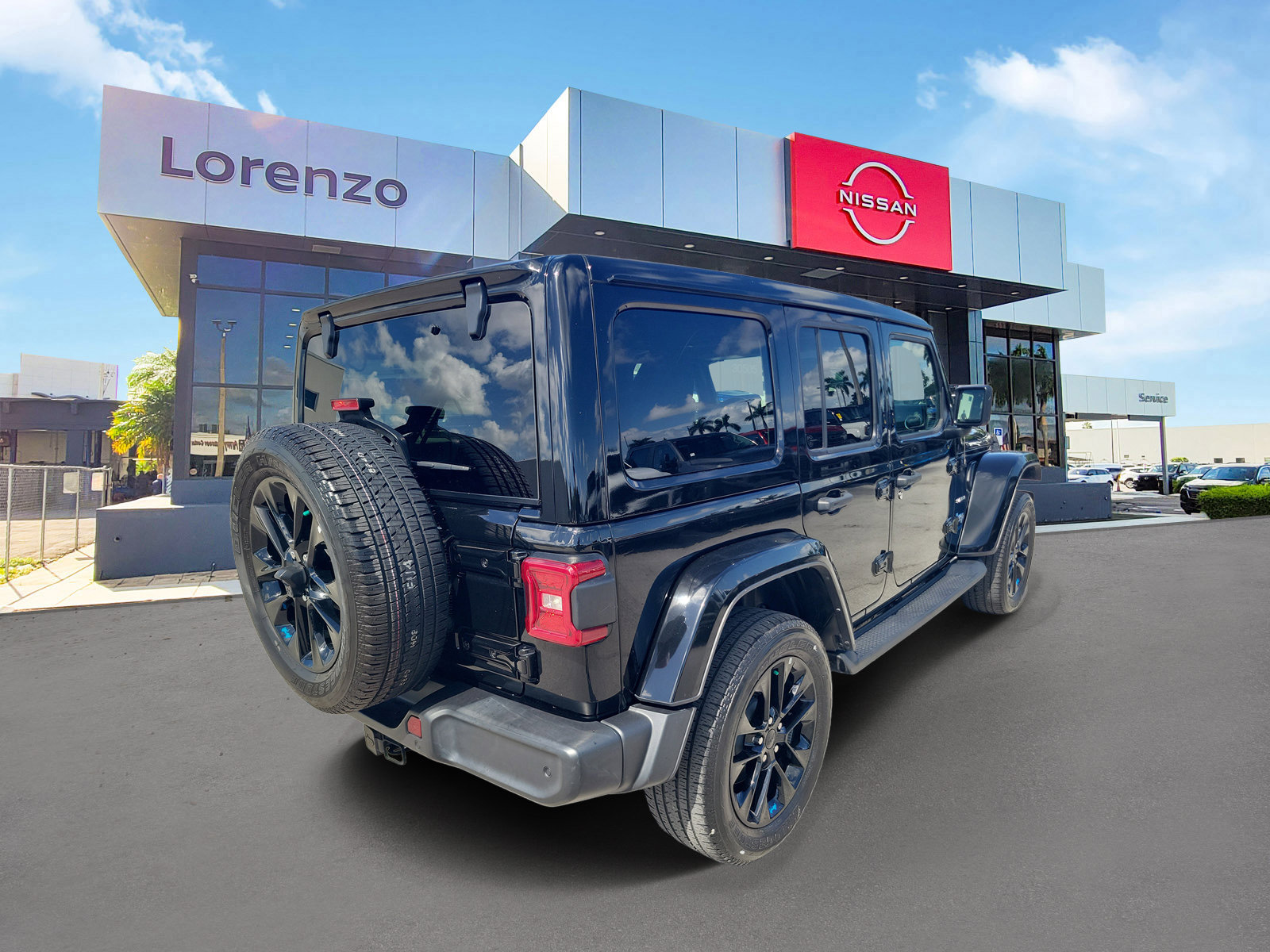 Used 2022 Jeep Wrangler Unlimited Sahara w/ Safety Group AWD/4WD image 5
