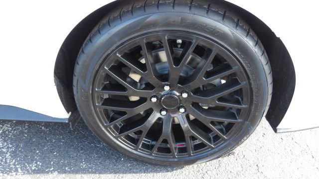 Certified 2019 Ford Mustang GT Premium w/ GT Performance Package image 30