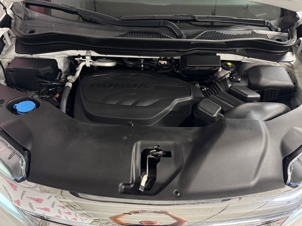 Used 2022 Honda Pilot Touring image 6