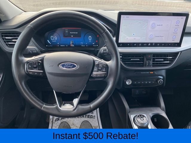 Used 2023 Ford Escape Platinum image 7