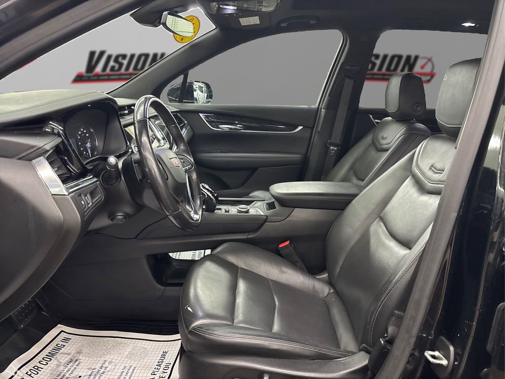 Used 2020 Cadillac XT6 Premium Luxury image 9