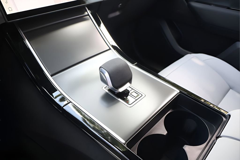 Used 2013 Cadillac CTS V w/ Wood Trim Package RWD image 25