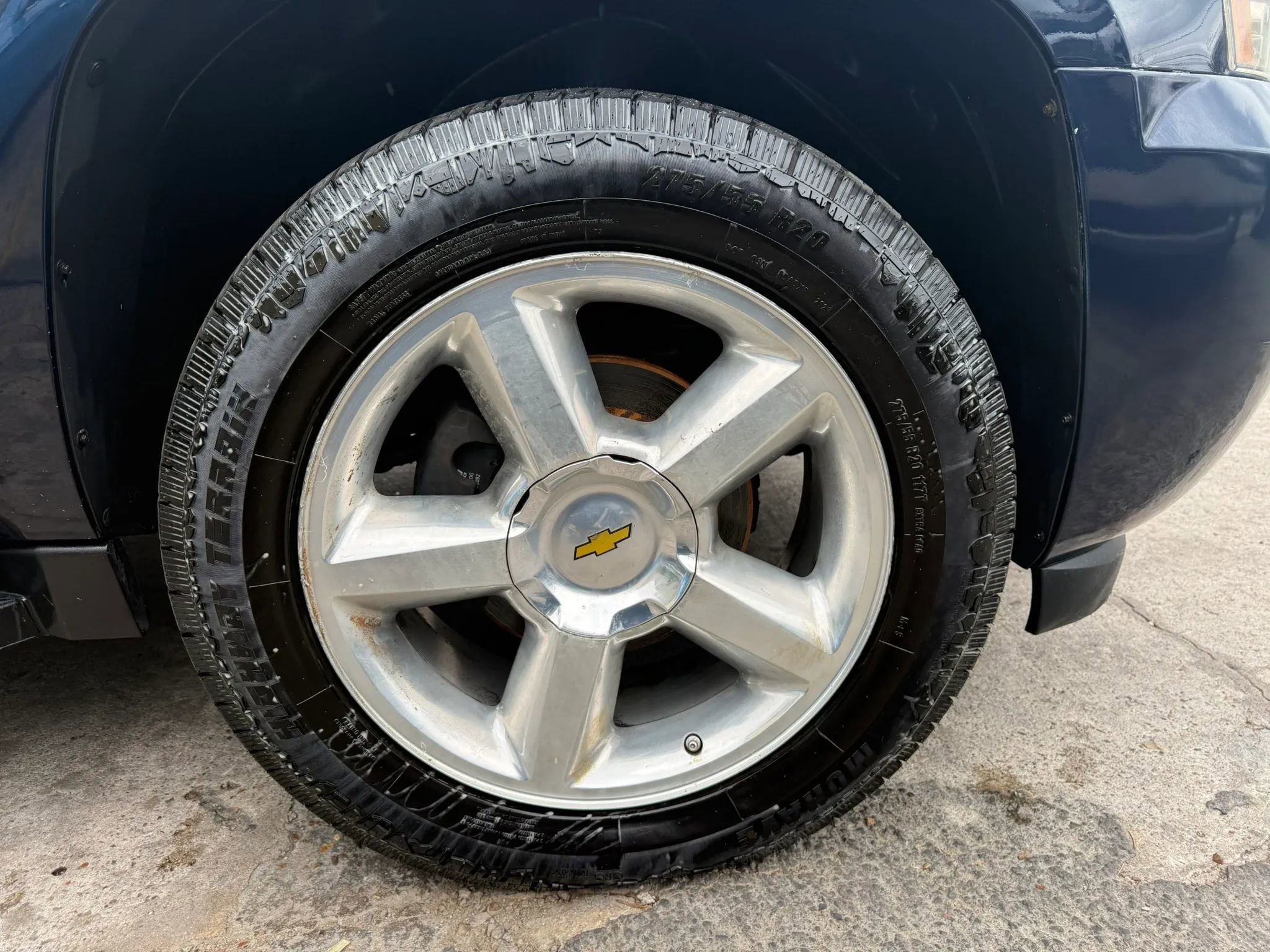 Used 2007 Chevrolet Suburban LTZ w/ LTZ Preferred Equipment Group RWD image 25