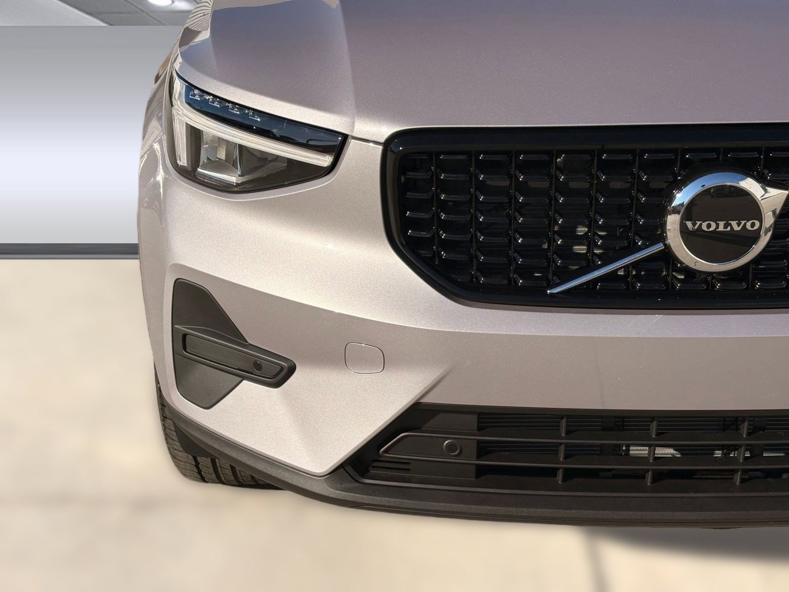 Certified 2026 Volvo XC40 B5 Core w/ Climate Package AWD/4WD image 11