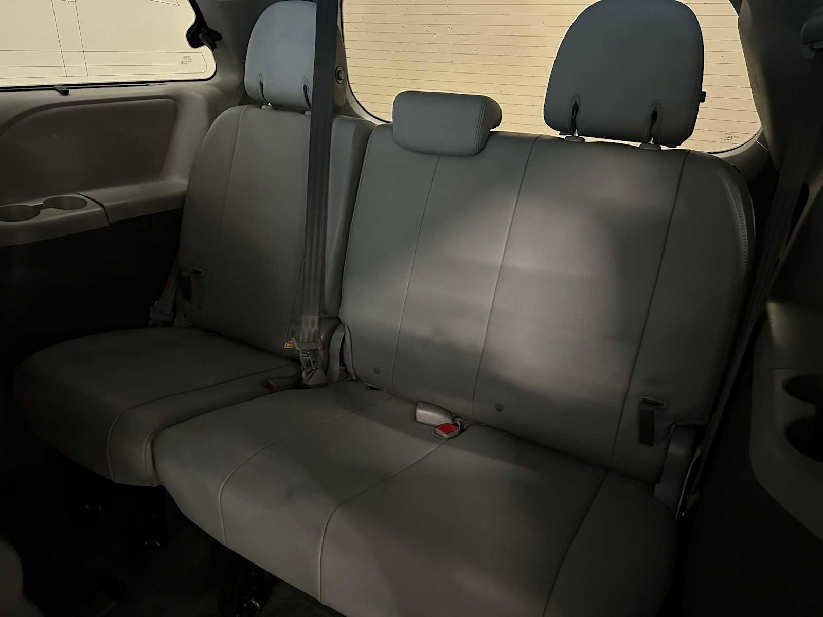 Used 2015 Toyota Sienna XLE w/ XLE Navigation Package image 25