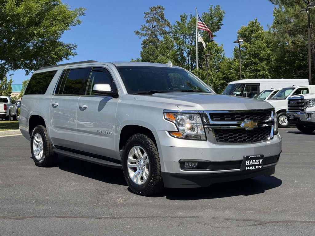 Used 2018 Chevrolet Suburban LT AWD/4WD image 2