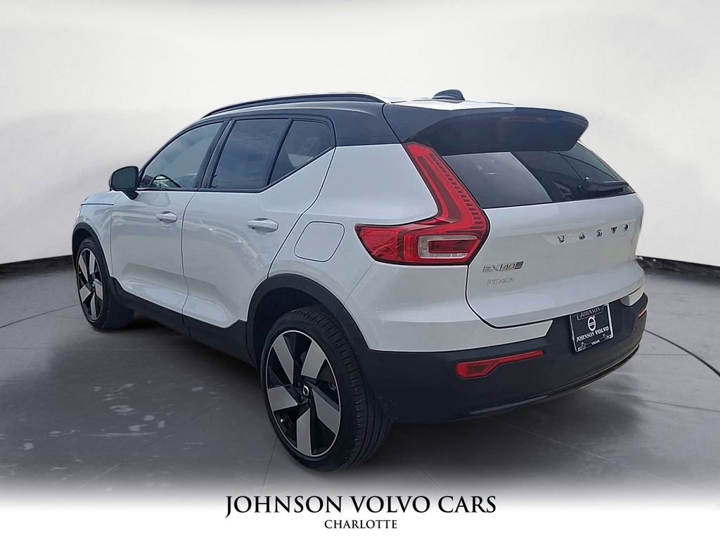 New 2026 Volvo EX40 Plus w/ Climate Package image 9