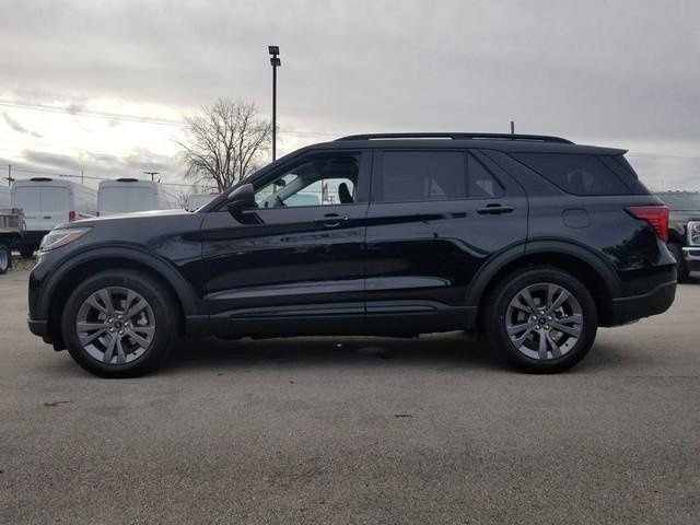 New 2026 Ford Explorer Active w/ Active Comfort Package image 7