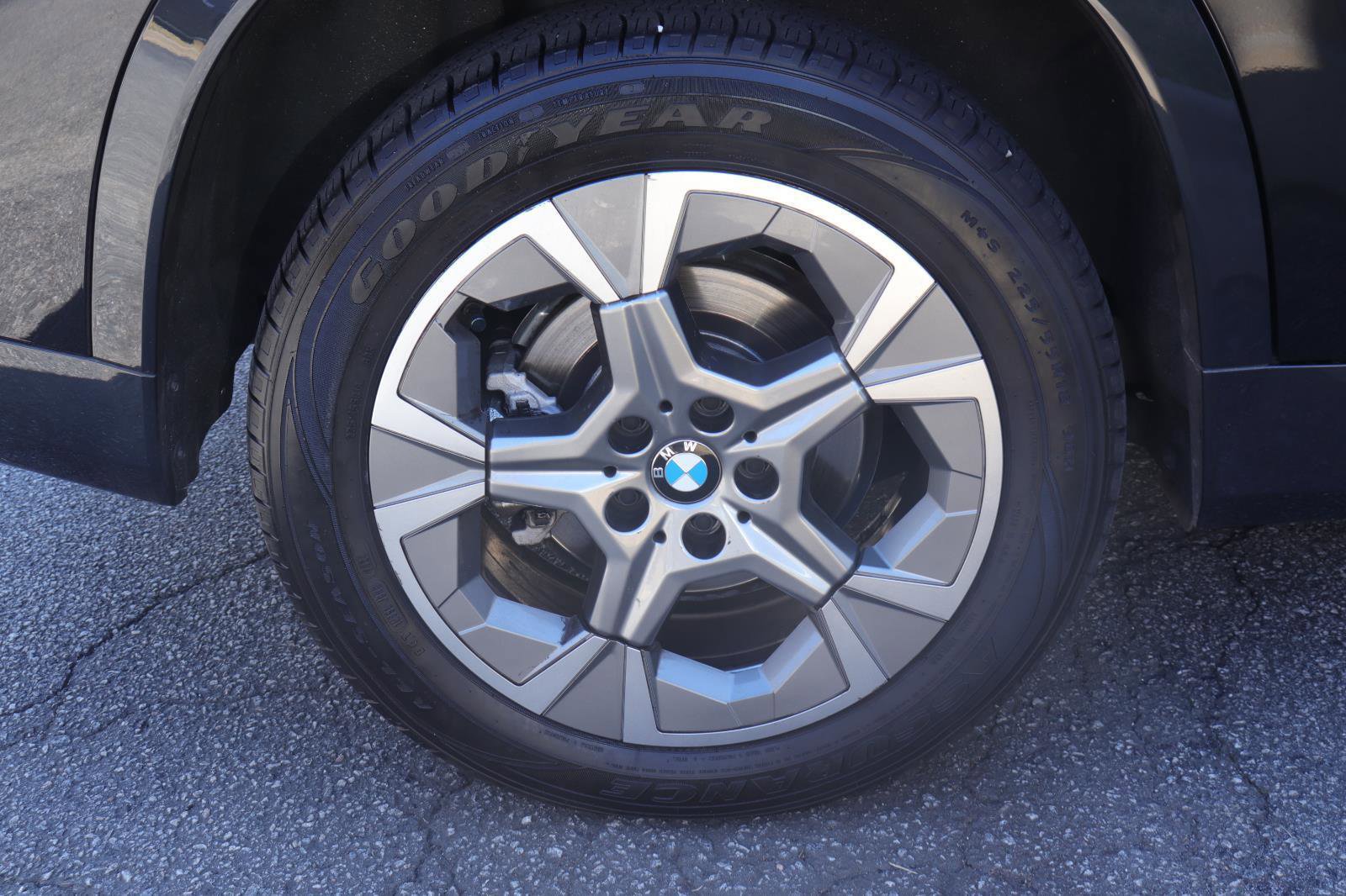 Used 2023 BMW X1 xDrive28i w/ Premium Package image 42