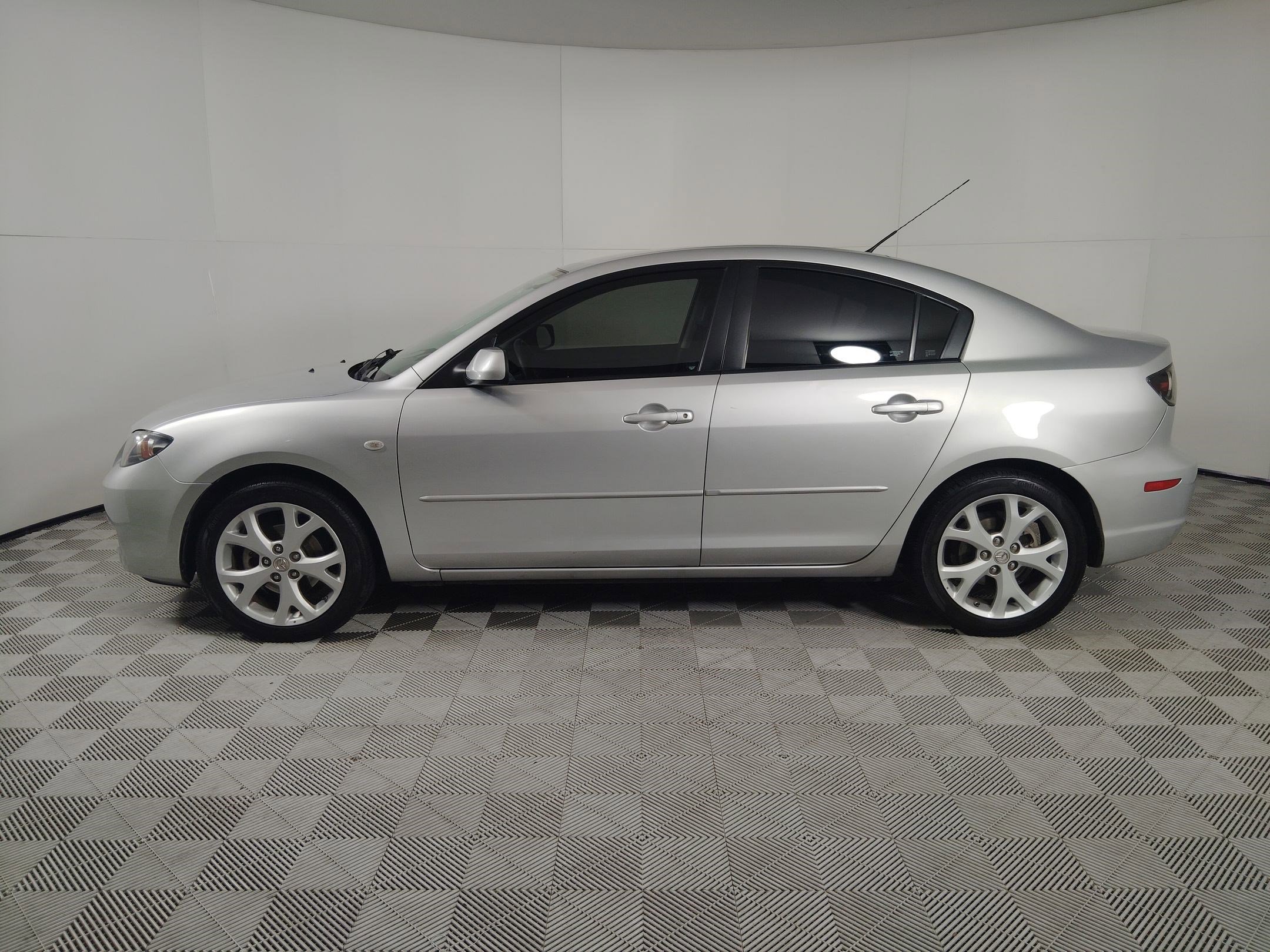 Used 2009 MAZDA MAZDA3 i Touring Value image 2