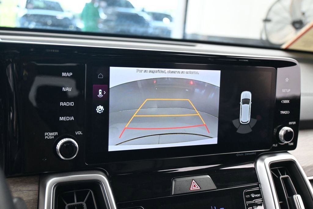 Used 2022 Kia Sorento EX w/ Panoramic Sunroof Package FWD image 18