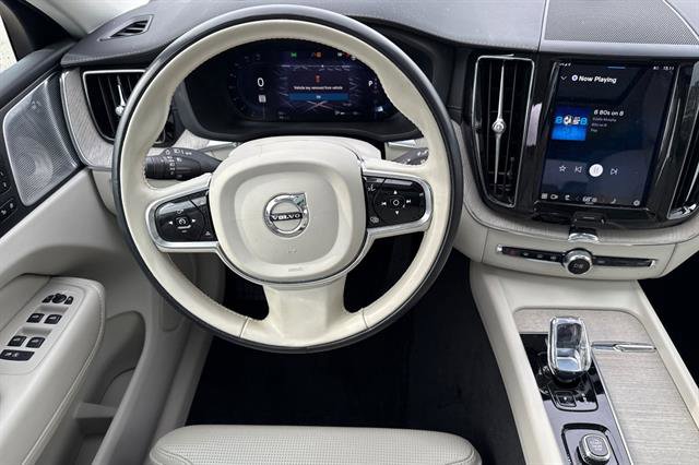 Certified 2023 Volvo XC60 B6 Ultimate w/ Protection Package Premier image 15