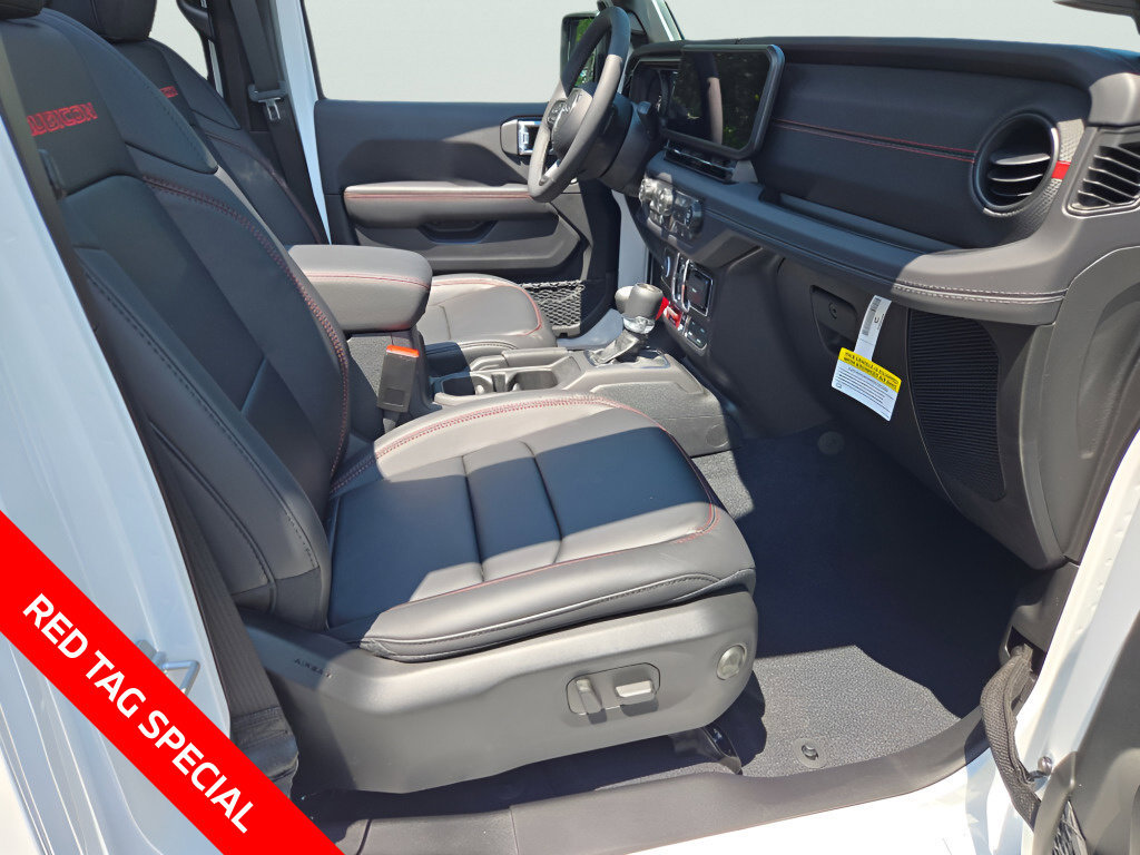 New 2026 Jeep Wrangler Unlimited Rubicon AWD/4WD image 4