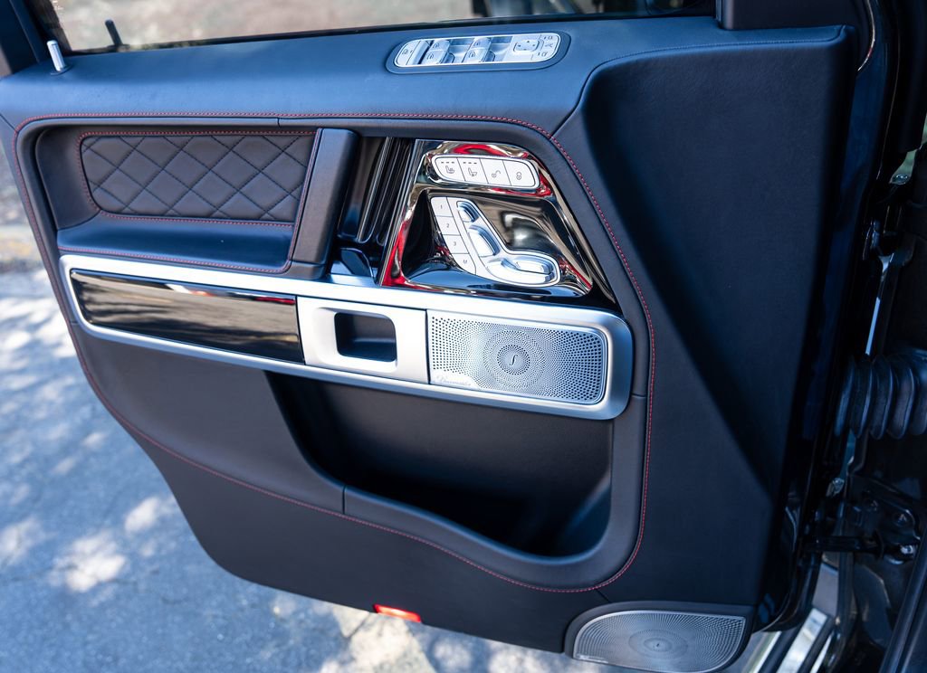 Used 2022 Mercedes-Benz G 550 image 16
