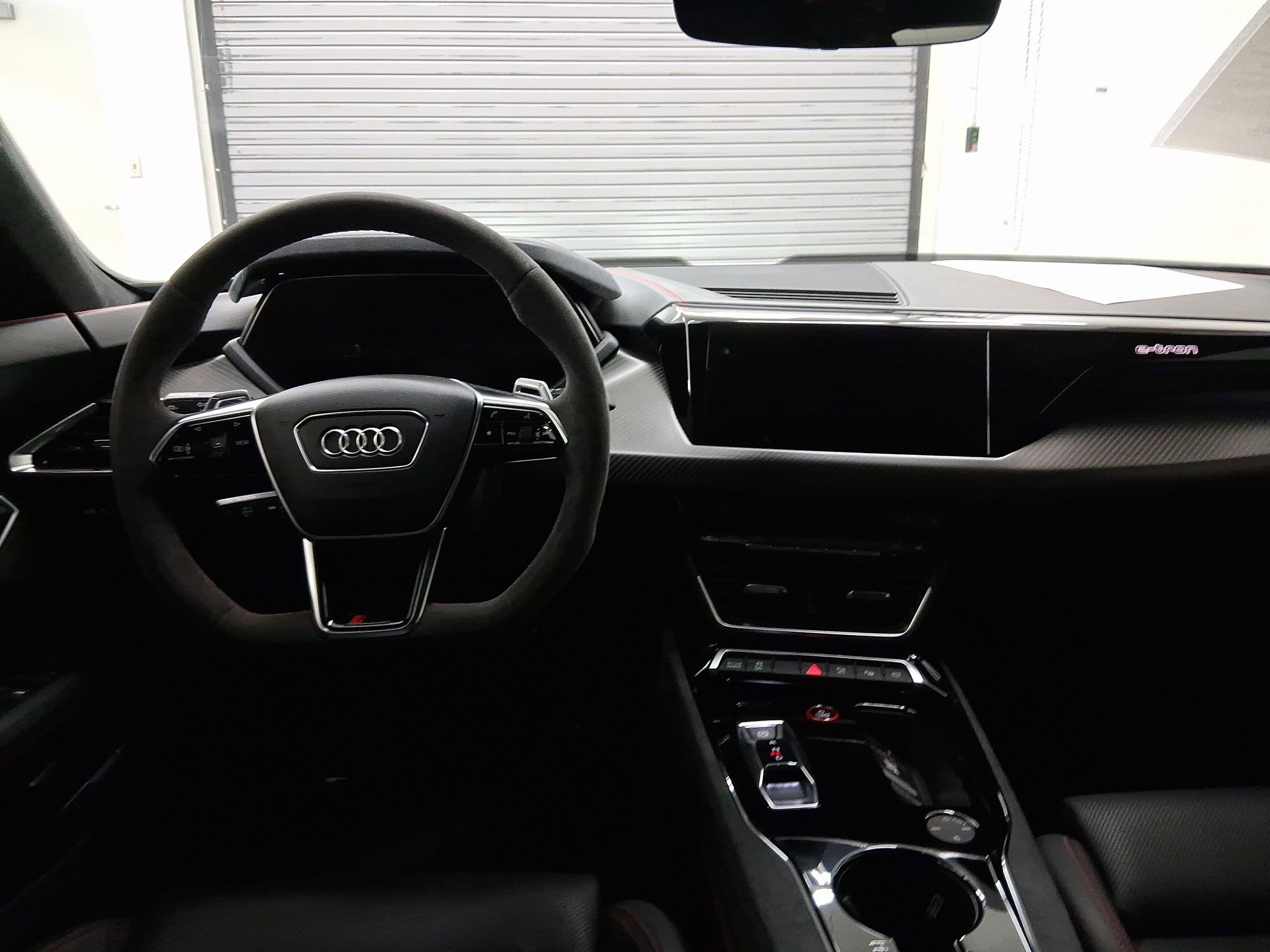 Used 2022 Audi RS e-tron GT quattro w/ Year 1 Package image 4