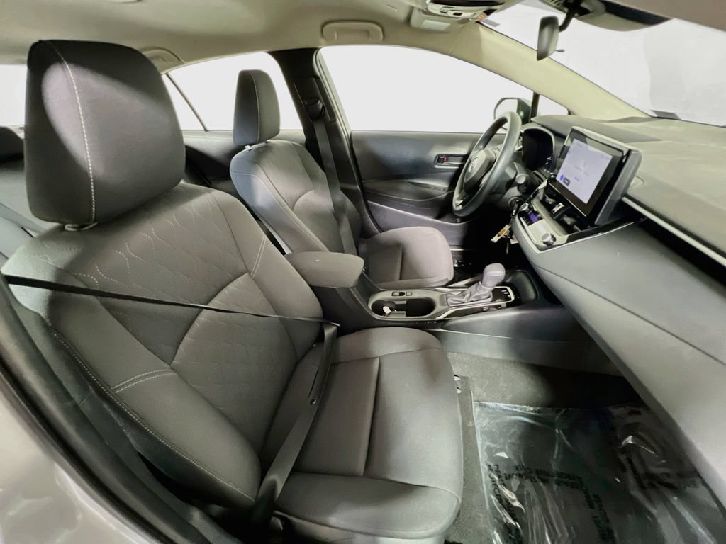 Certified 2025 Toyota Corolla LE FWD image 24