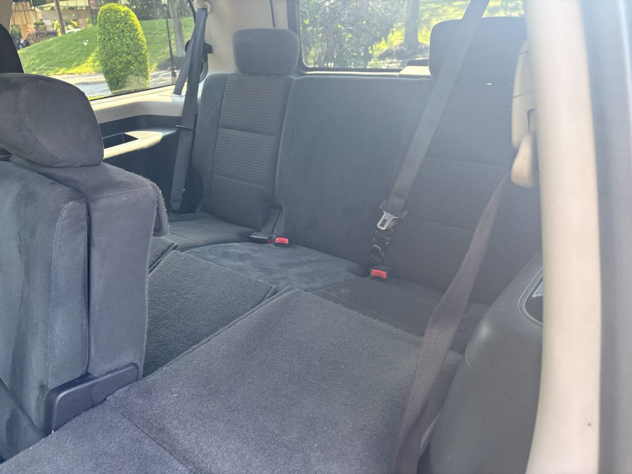 Used 2013 Nissan Armada SV image 11