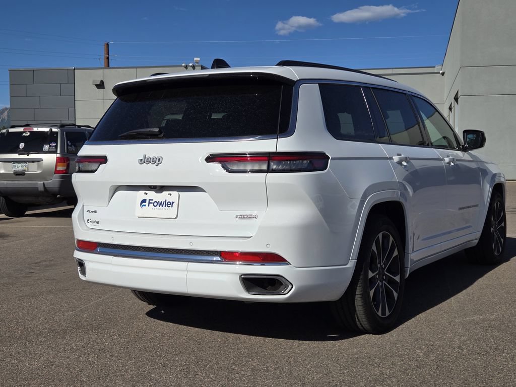 New 2025 Jeep Grand Cherokee L Overland w/ Trailer Tow Package AWD/4WD image 4