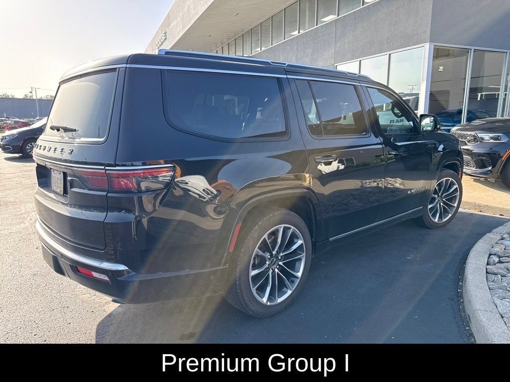 Certified 2025 Jeep Wagoneer Series III w/ Premium Group I AWD/4WD image 4