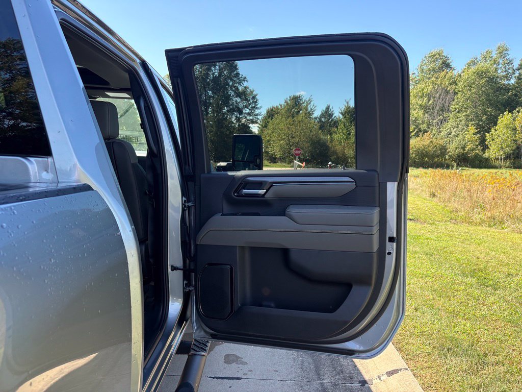 New 2026 Chevrolet Silverado 2500 ZR2 w/ LPO, Dark Essentials Package AWD/4WD image 48